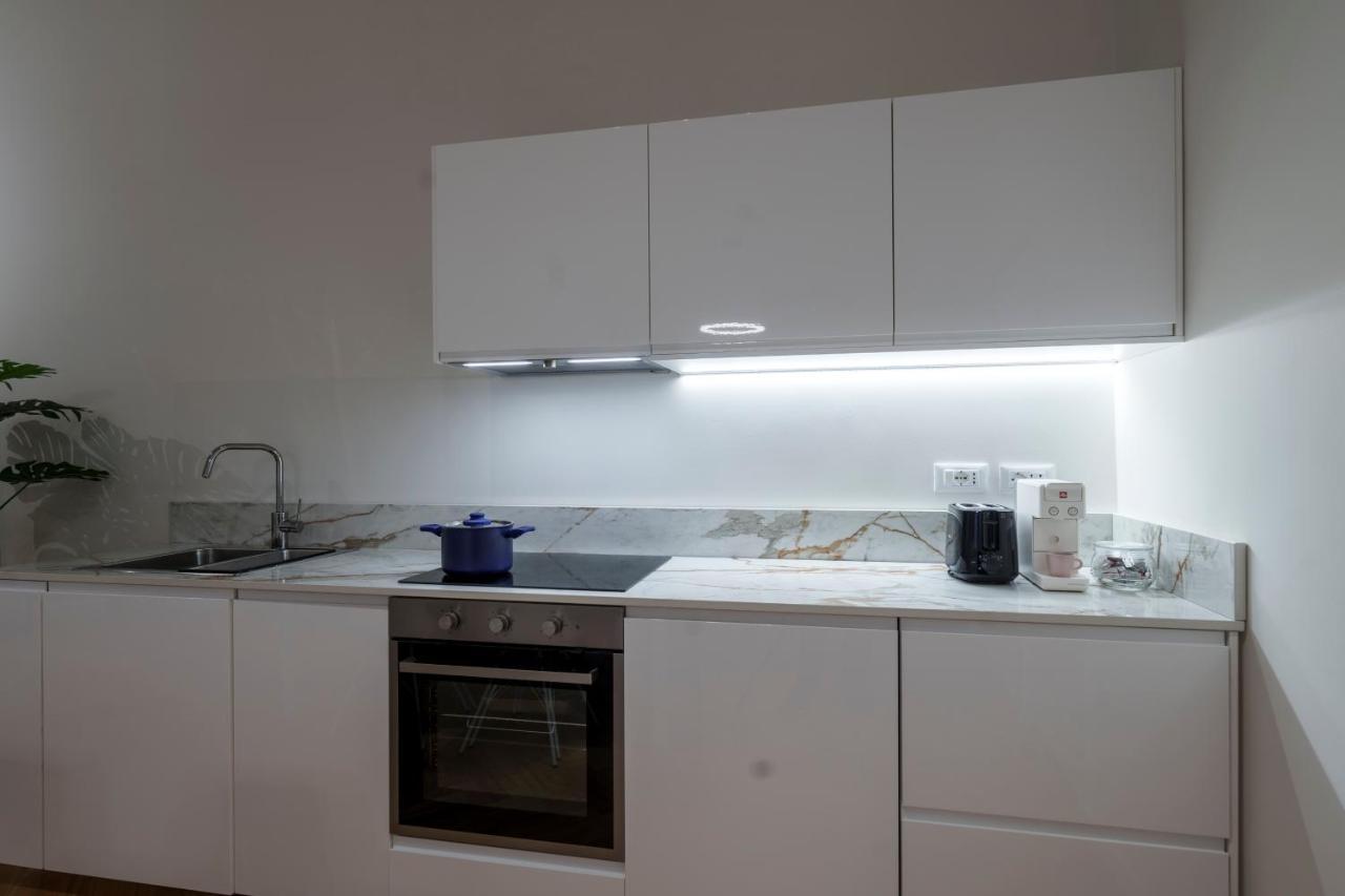 Porta Venezia-Trilocale-Luxury Con Wifi-Neflix Apartment Милано Екстериор снимка